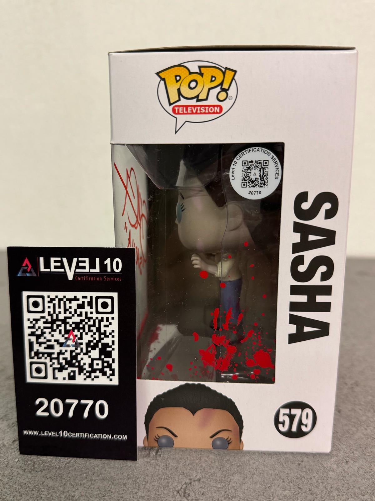 Funko Pop! #579 The Walking Dead: Sasha - podepsaná herečkou Sonequa Martin-Green